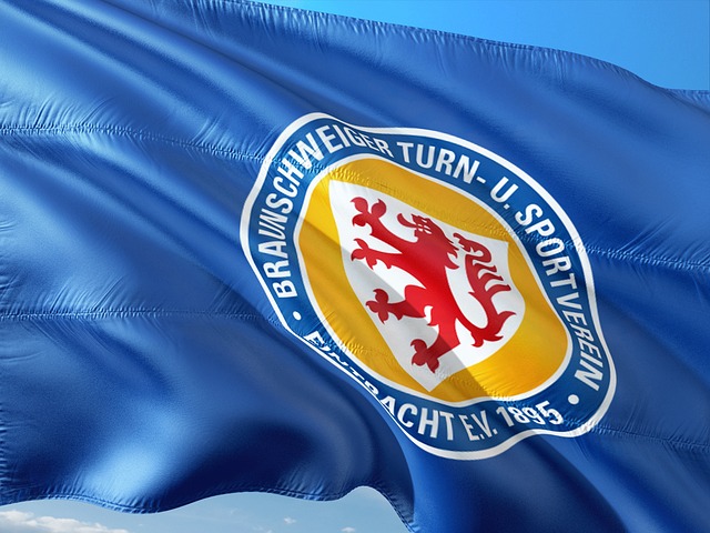 谊赛中遭遇 谊赛中遭遇